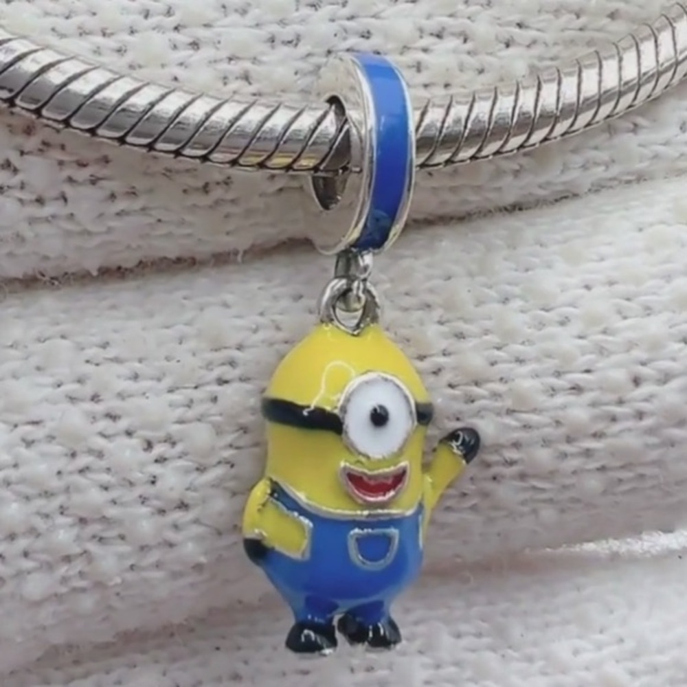Despicable Me Minion .925 pendant charm
